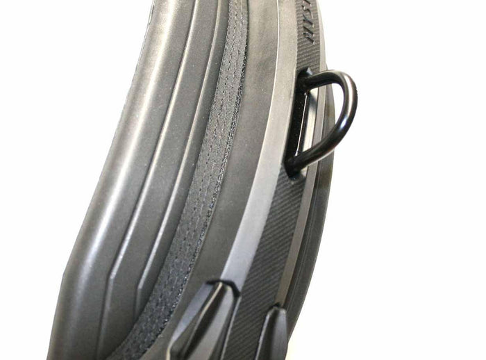 Mystic Stealth Bar Freeride spreader bar and pad close-up, black kitesurfing accessory