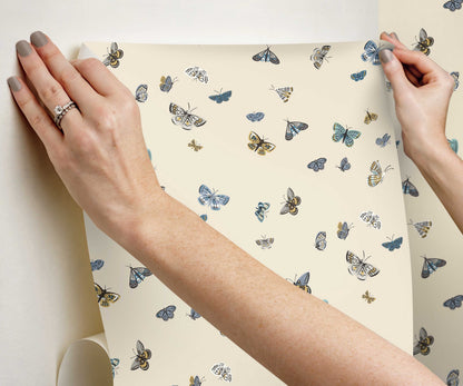Butterfly House Peel & Stick Wallpaper - Linen