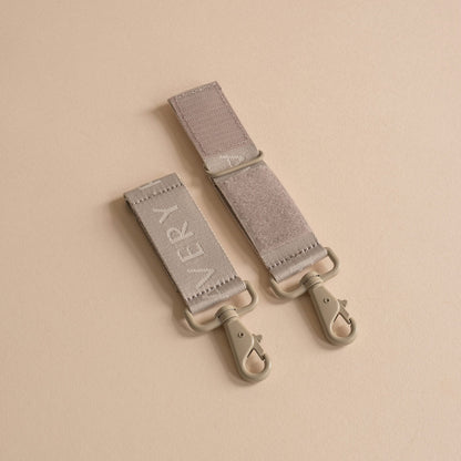 Avery Row Logo Pram Bag Clips - Oyster