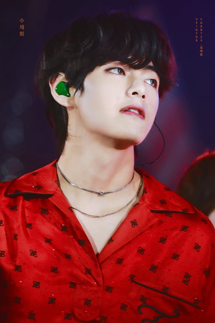 BTS V ''Style'' Smile Stainless Steel Necklace
