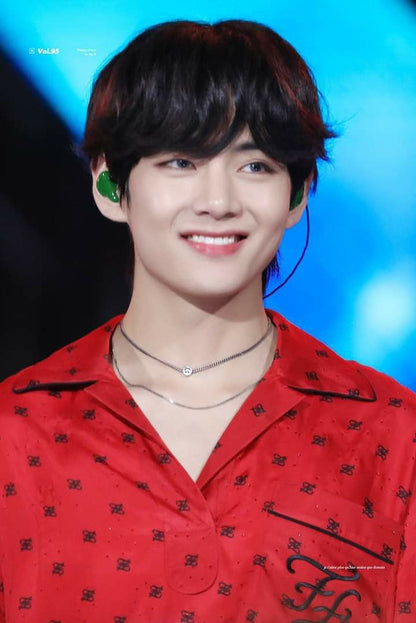 BTS V ''Style'' Smile Stainless Steel Necklace