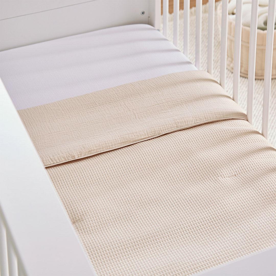 CuddleCo Cot Bed Quilt - Cashmere Waffle
