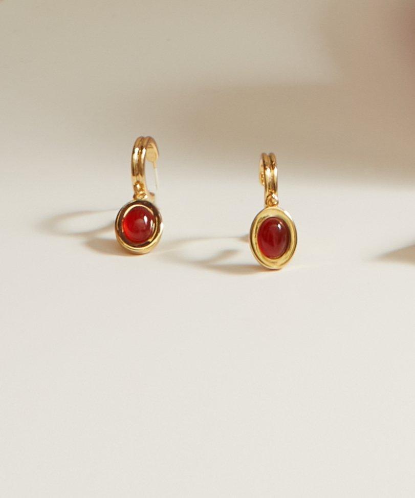 Devon Earrings in Carnelian