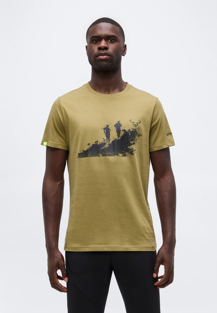 DYNAFIT GRAPHIC CO S/S TEE MILITARY GREEN HOMBRE