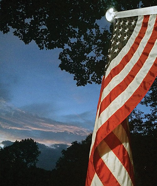 illuminated flagpole kit with solar light non tangle rotating pole american flag