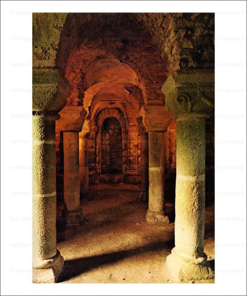 La Crypte du Chateau de Tiffauge, Giles de Rais - VINTAGEARTREPRINTS.COM