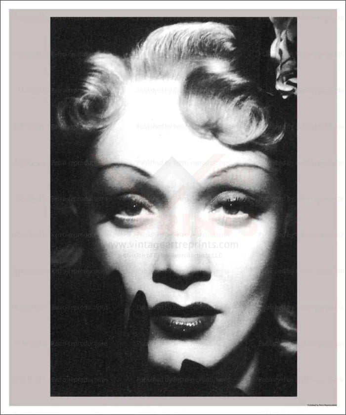 Marlene Dietrich - VINTAGEARTREPRINTS.COM