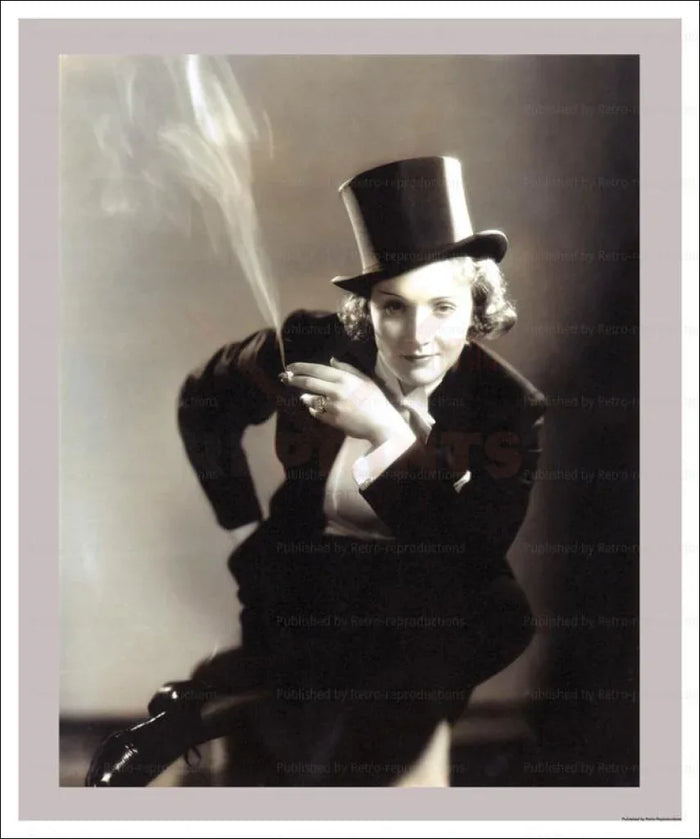 Marlene Dietrich - VINTAGEARTREPRINTS.COM