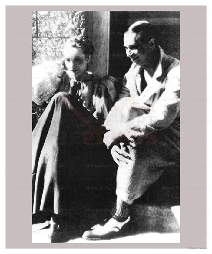 Marlene Dietrich - VINTAGEARTREPRINTS.COM