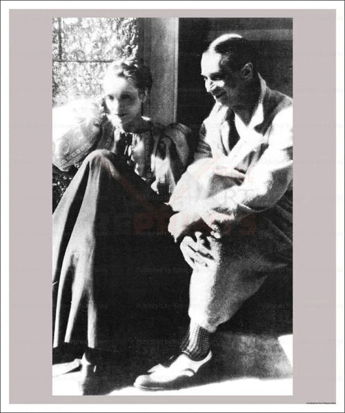 Marlene Dietrich - VINTAGEARTREPRINTS.COM