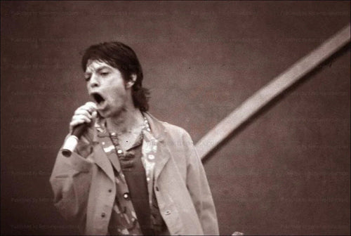 Mick Jagger Paris Concert 1991 - VINTAGEARTREPRINTS.COM