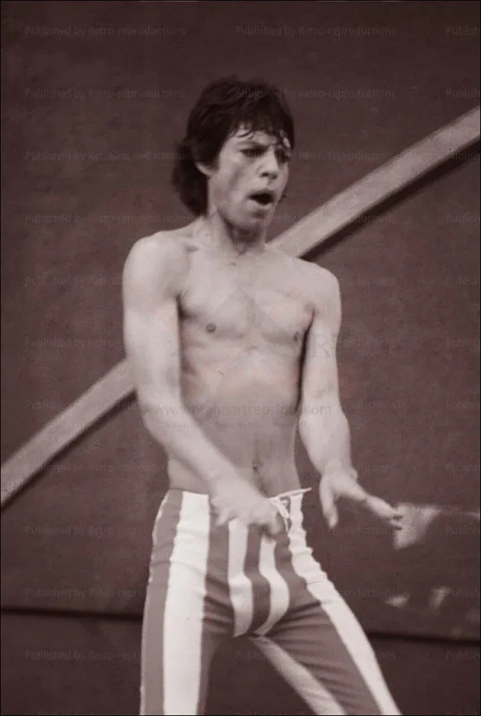 Mick Jagger Paris Concert 1991, photographic print - VINTAGEARTREPRINTS.COM