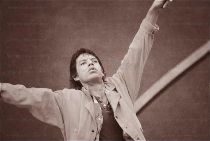 Mick Jagger Paris Concert 1991 - VINTAGEARTREPRINTS.COM
