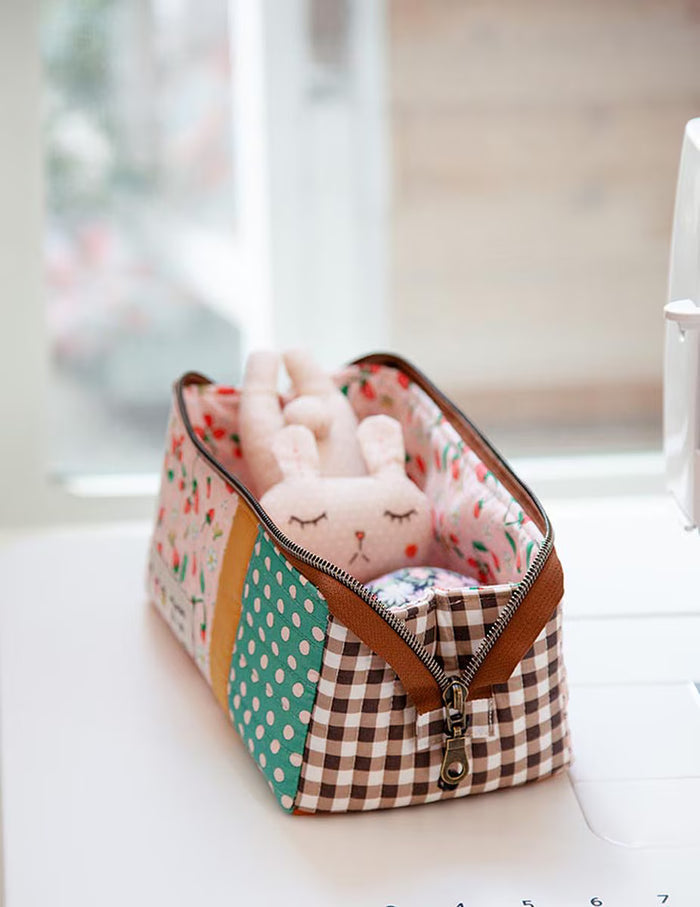 Minki Kim Open Up Box Pouch Pattern  P178-SIBP8