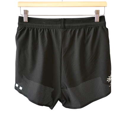 RUMM ESSENTIAL SHORT BLACK WOMAN