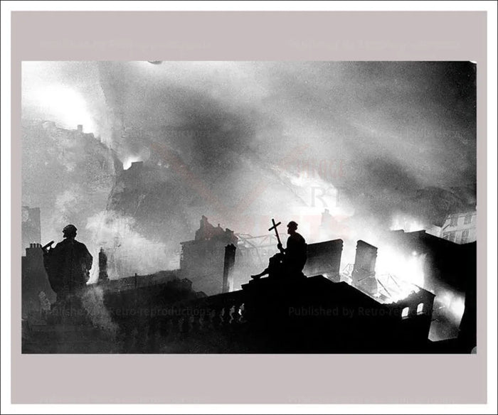 Saint-Pauls fire Cathedral London - VINTAGEARTREPRINTS.COM