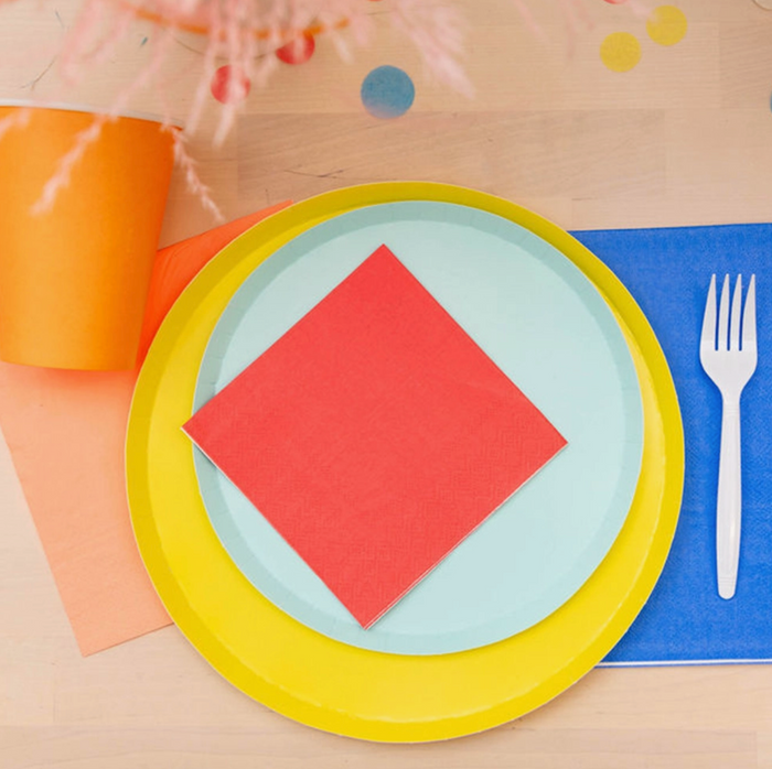 Shade Collection Banana Plates